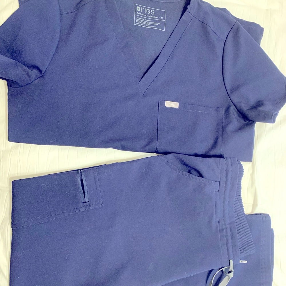Like New FIGS Scrubs Set